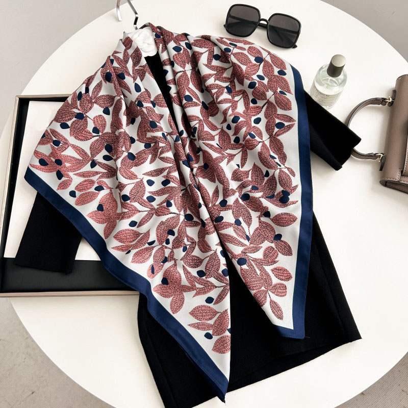Lenço Quadrado de 90cm de Alta - Silk Neck Scarf avaliação e preço