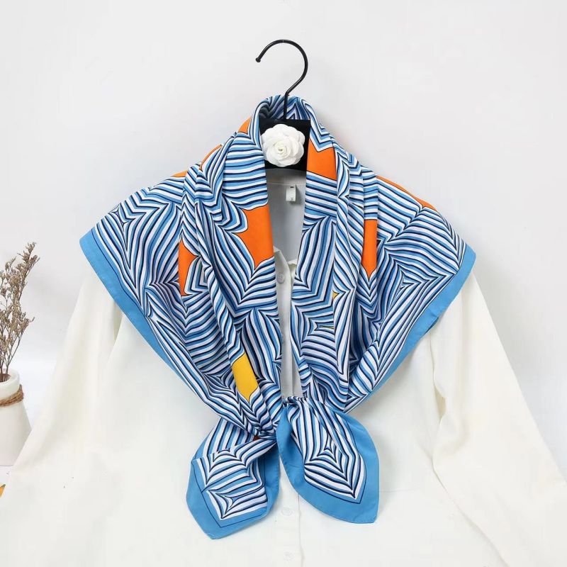 Lenço Quadrado de 90cm de Alta - Silk Neck Scarf avaliação e preço
