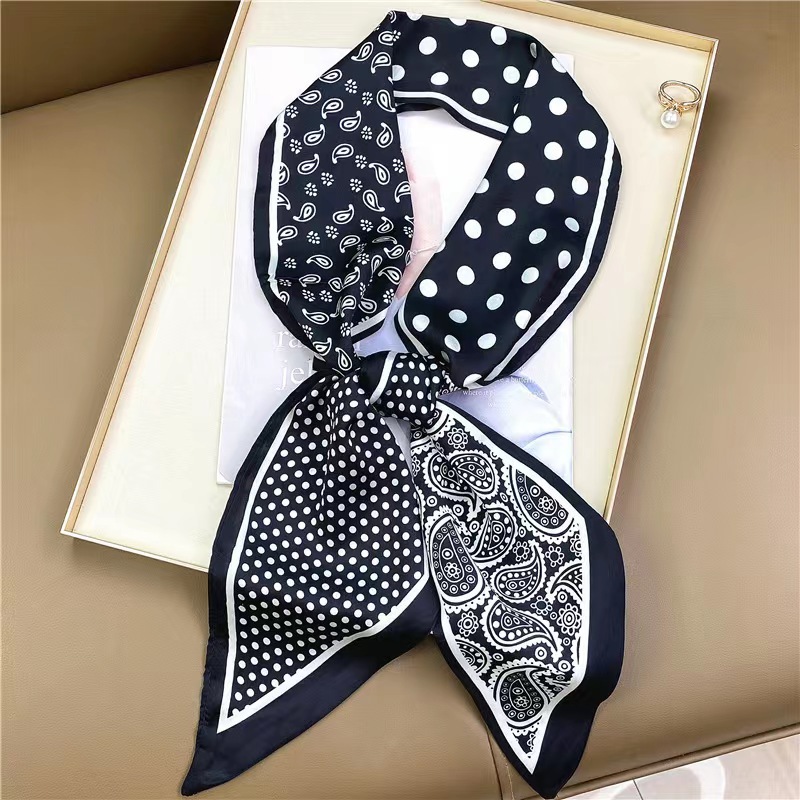 Lenço Quadrado de Seda Luxuoso - Silk Tie Striped avaliação e preço