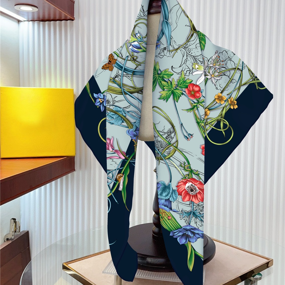Lenço de seda Mulheres Floral  - Silk Neck Scarf avaliação e preço